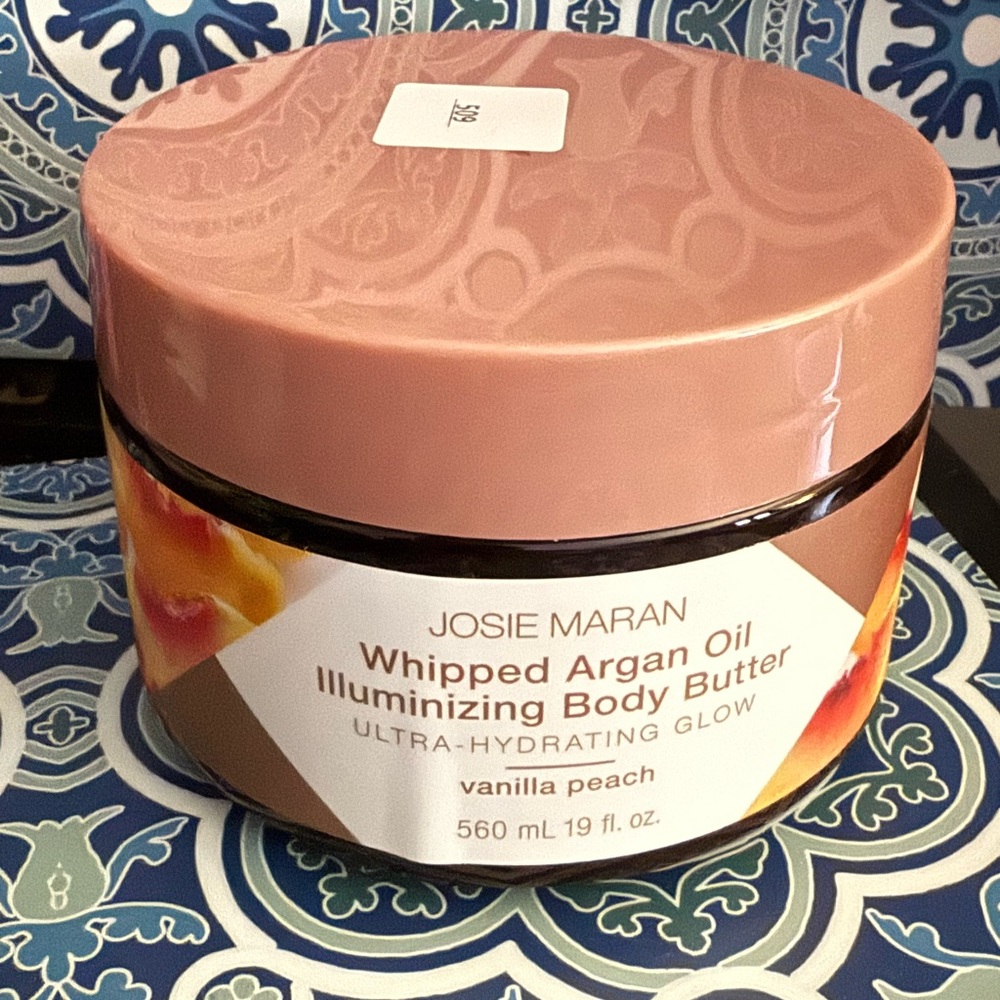 Josie Maran Whipped Illuminizing Body Butter